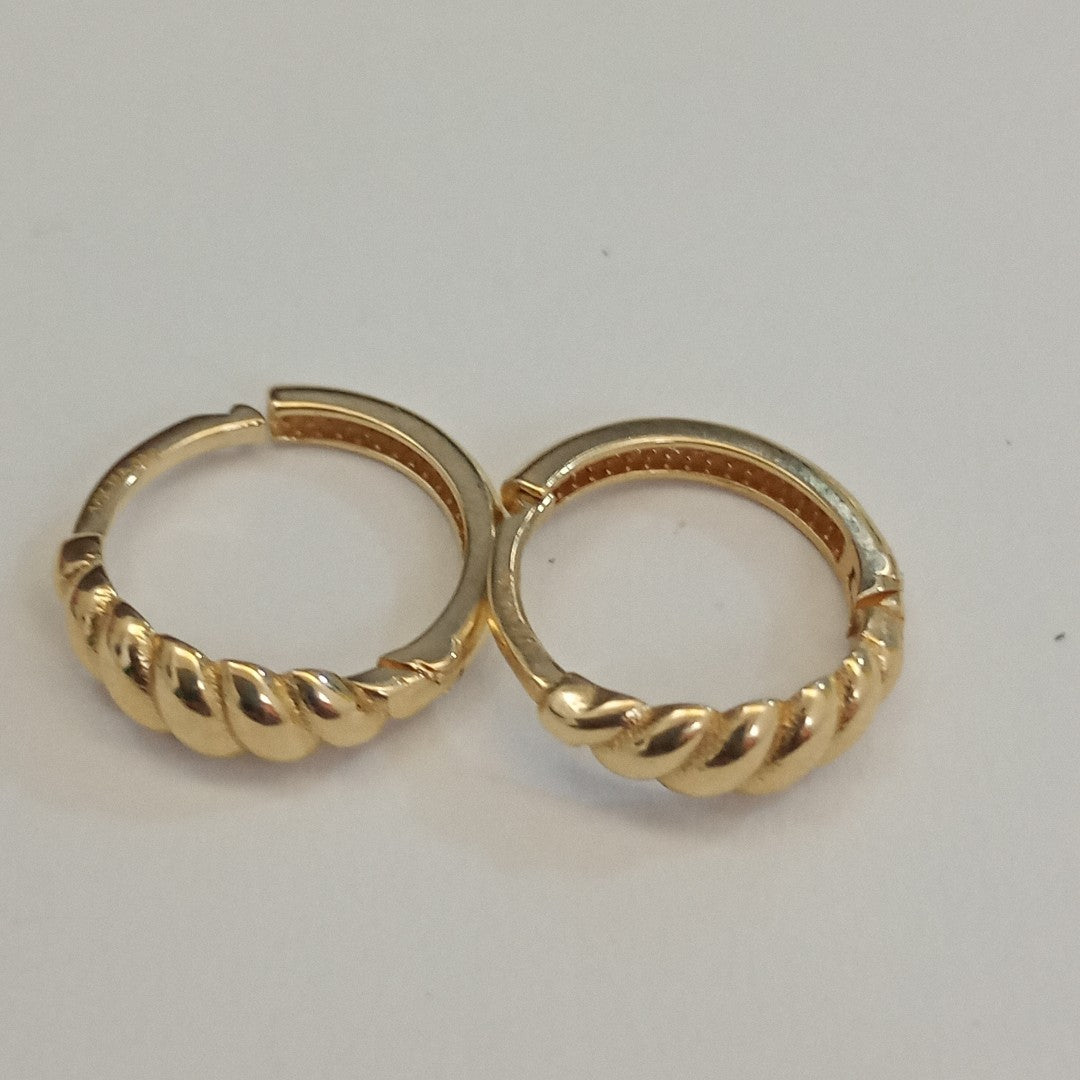 HUGGIES ORO 14K 1.3 (NUEVO)