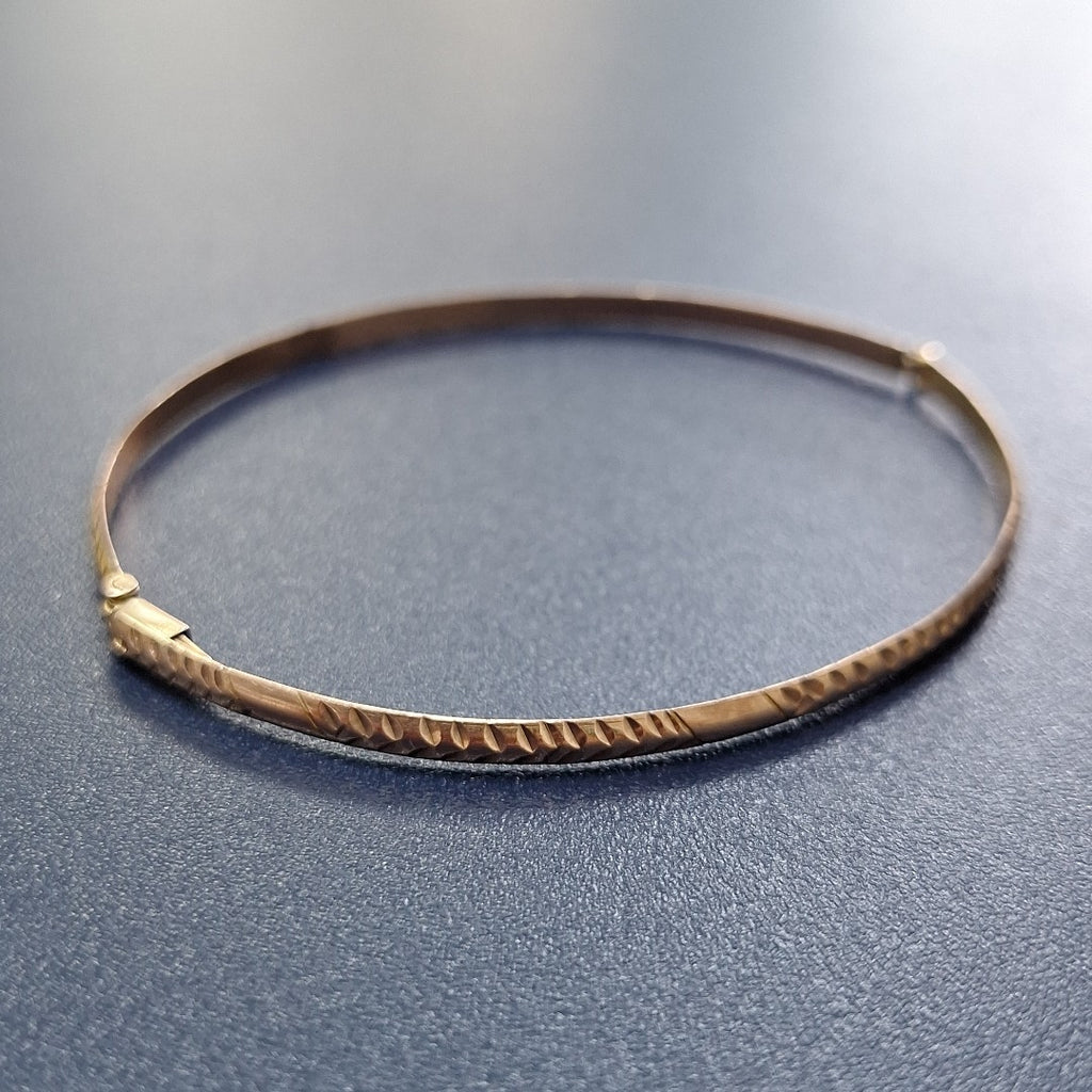 PULSERA RIGIDA ORO 8 K 4.7 GRMS (SEMINUEVO)