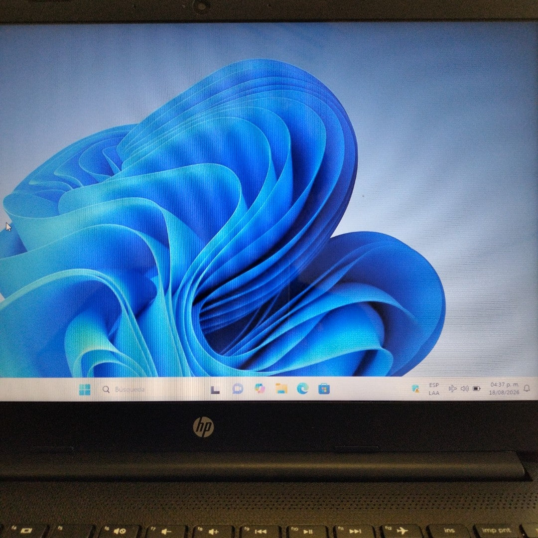 LAPTOP HP 14-DQ0501LA (2023) 256 GB SSD 4 GB RAM (SEMINUEVO)