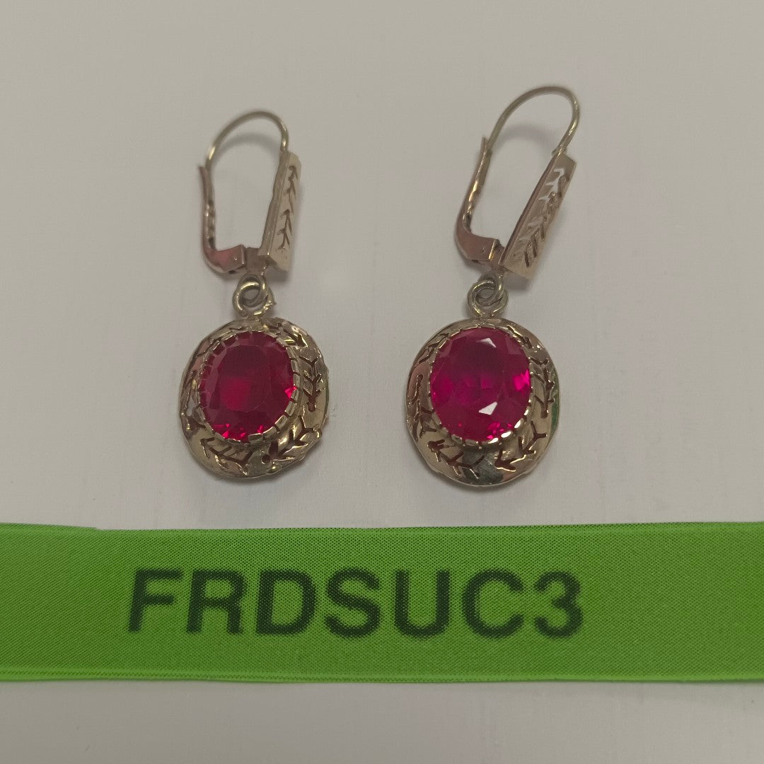 ARETES PAR ORO 14 K 4.8 GRMS (SEMINUEVO)