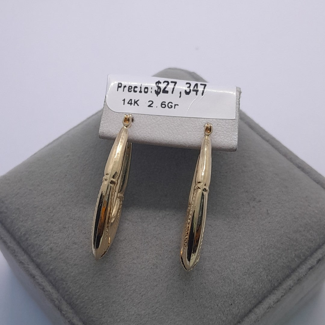 ARETES ARRACADAS ESTRIADAS 14K 2.6 GR (NUEVO)