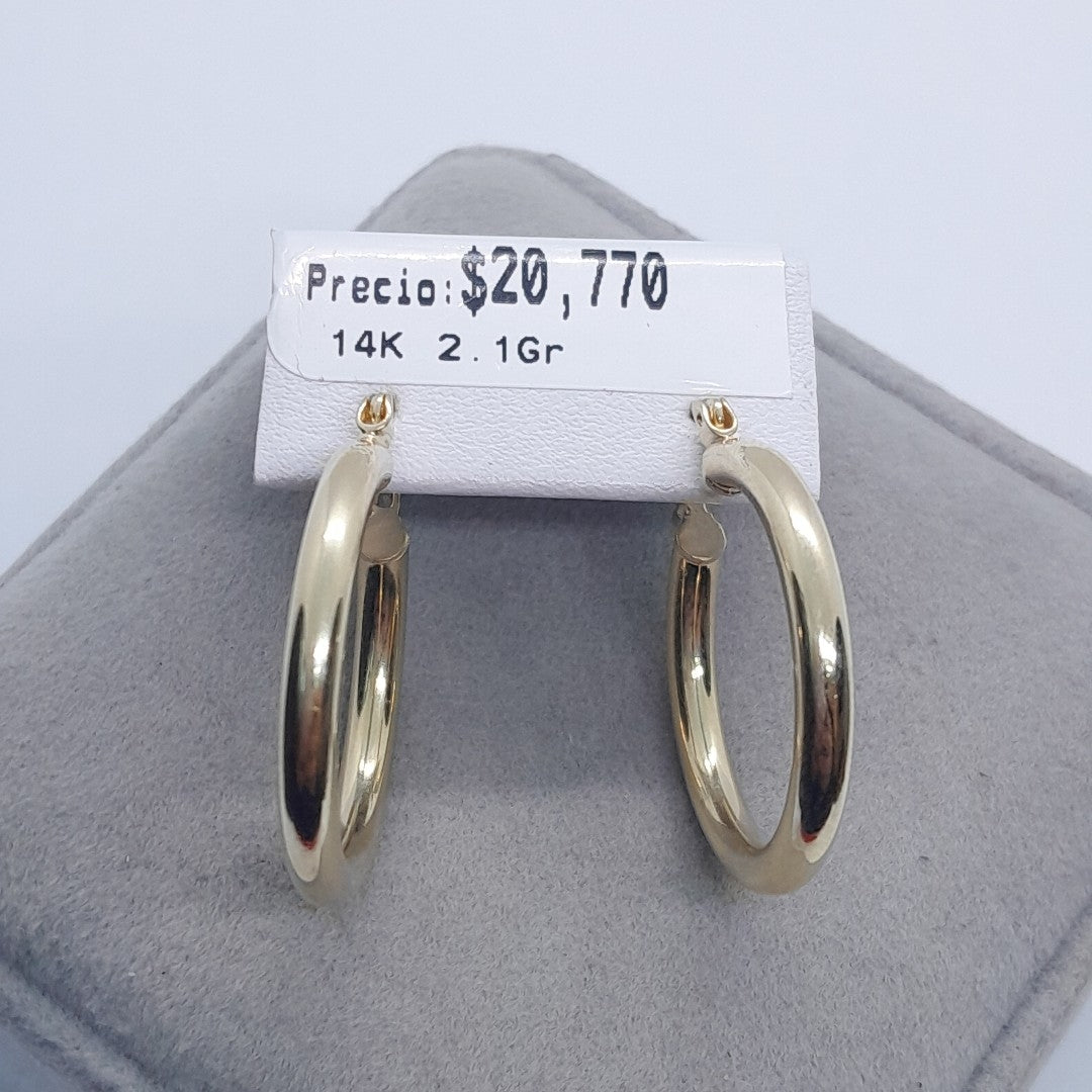 ARETES TEJIDO ARRACADAS LISAS HUECAS 14K 2.1 GR (NUEVO)