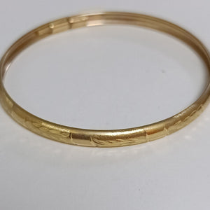 PULSERA RIGIDA ORO 10 K 4.8 GRMS (SEMINUEVO)