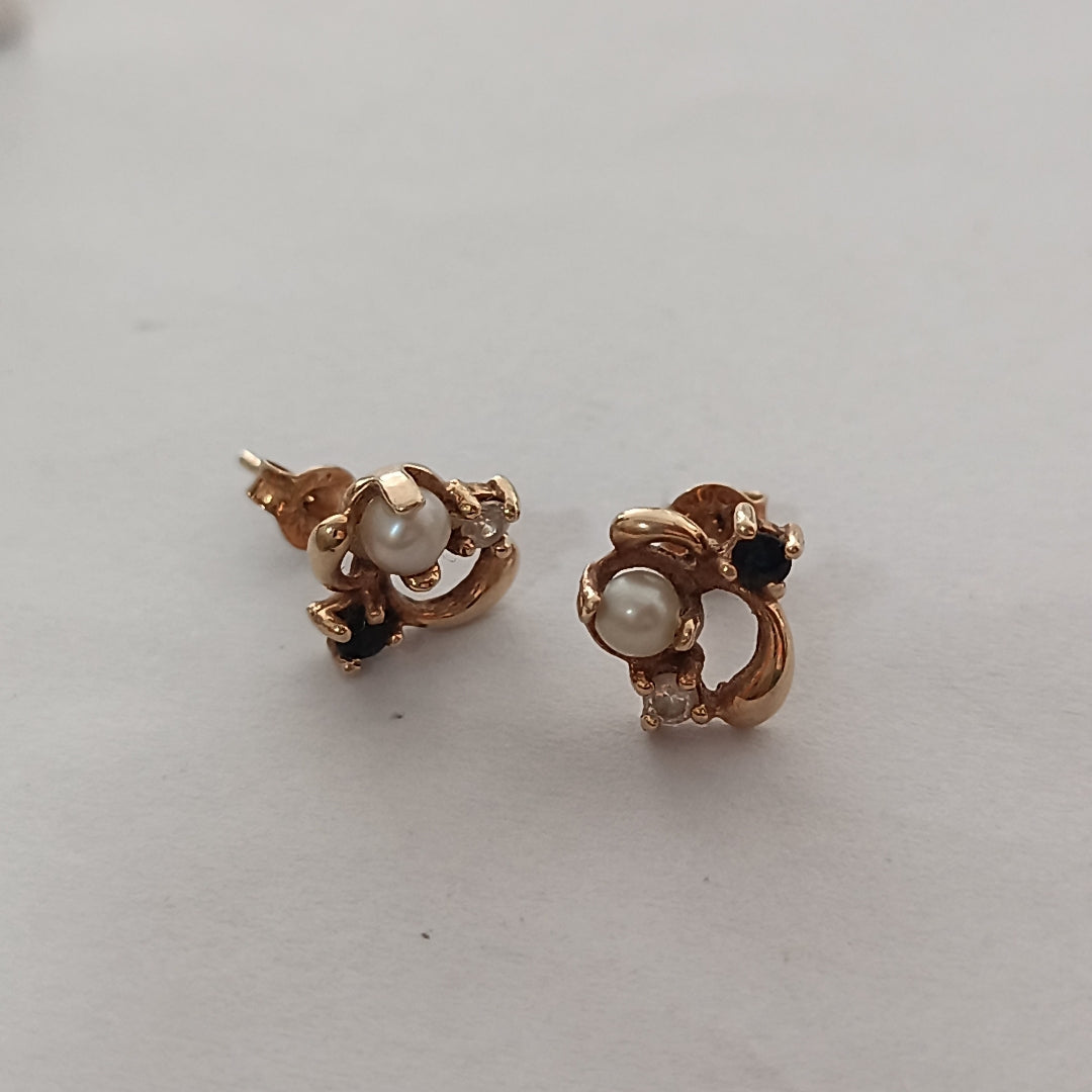 ARETES PAR ORO 14 K 1.3 GRMS (SEMINUEVO)