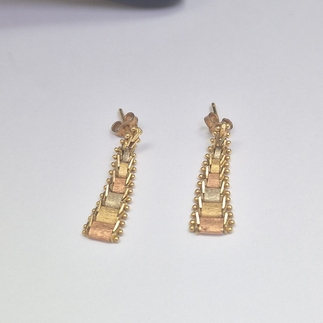 ARETES PAR ORO COMBINADO 14 K 2.3 GRMS (SEMINUEVO)