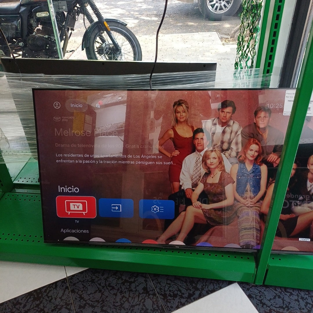 PANTALLA TCL 50Q63K (2025) 50" LED 4K (SEMINUEVO)