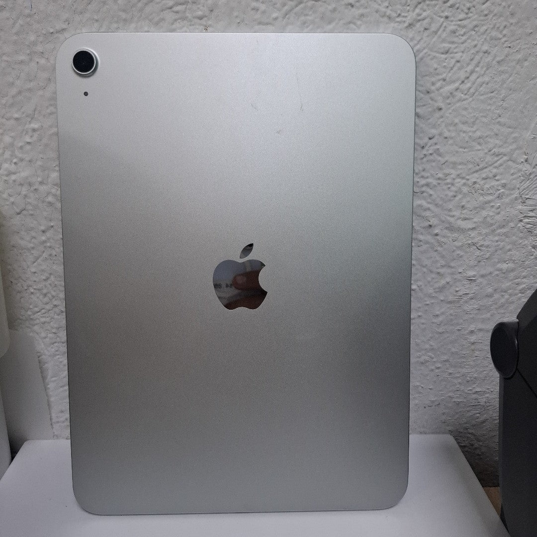 TABLETA APPLE IPAD A16 A3354 (2025) 128 GB 6 GB RAM (SEMINUEVO)