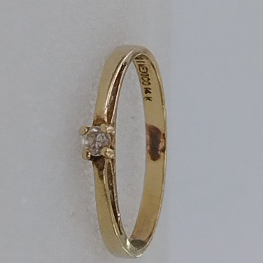 SOLITARIO ORO 14 K 1.3 GRMS (SEMINUEVO)