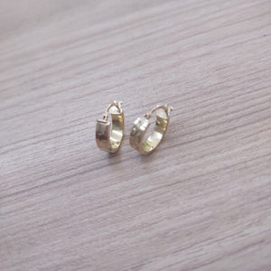 ARRACADAS PAR ORO 14 K 2.8 GRMS (SEMINUEVO)