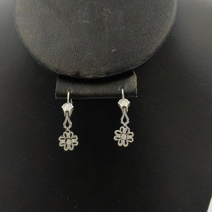 ARETES PAR ORO BLANCO 18 K 3,70 GRMS (SEMINUEVO)
