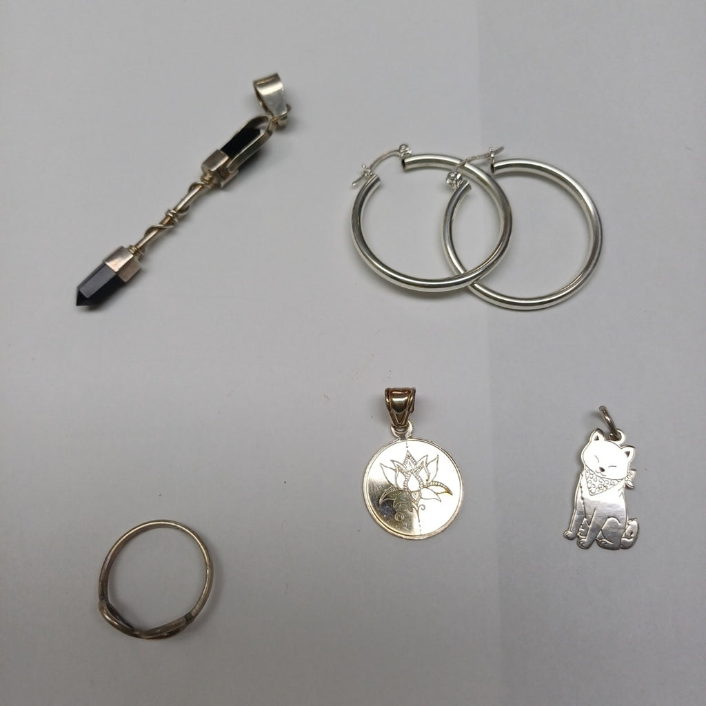 ANILLITO,ARRACADAS PAR,DIJE PLATA 11,00 GRMS (SEMINUEVO)