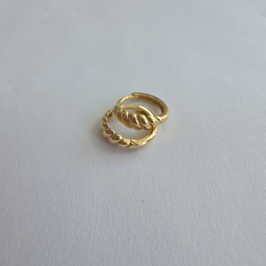 HUGGIES ORO 14K 1.3 (NUEVO)