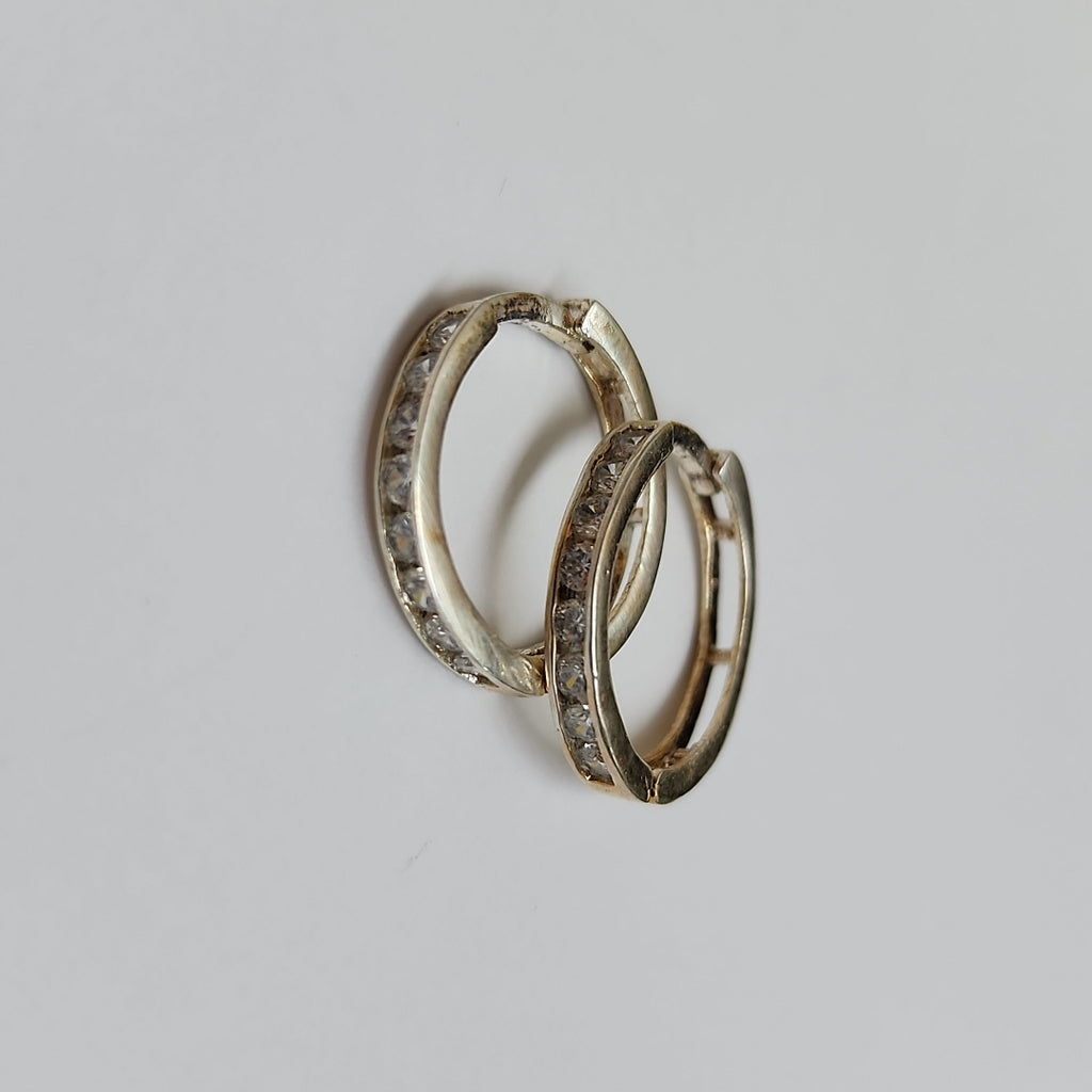 ARRACADAS C/CIRCONIAS PLATA .925 2.1 GR (NUEVO)