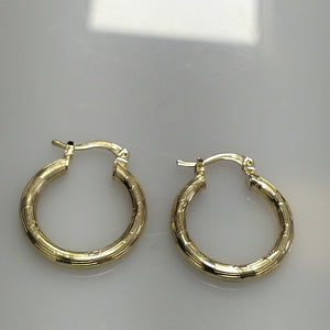 ARETES ARRACADAS 14K 2.7 GR (NUEVO)