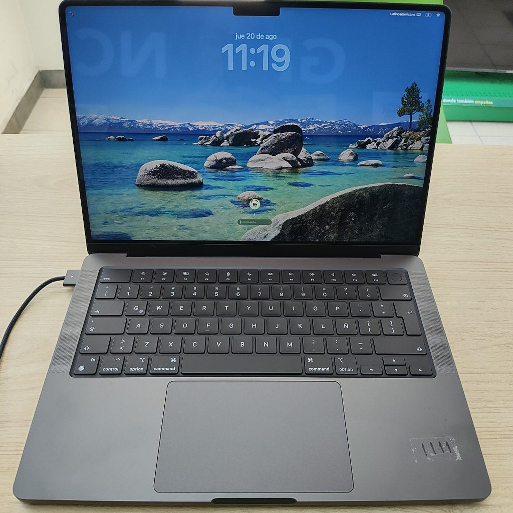 LAPTOP APPLE MACBOOK PRO 14" 2024 4.5  A3401(12 CPU/16 GPU) 1 TB SSD 24 GB RAM (SEMINUEVO)
