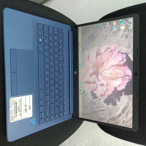 LAPTOP HP 14-CF2111WM (2024) 64 GB SSD 4 GB RAM (SEMINUEVO)