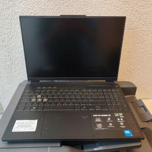 LAPTOP ASUS TUF GAMING F16 FX607VJ-RL023W (2025) 1 TB SSD 16 GB RAM (SEMINUEVO)