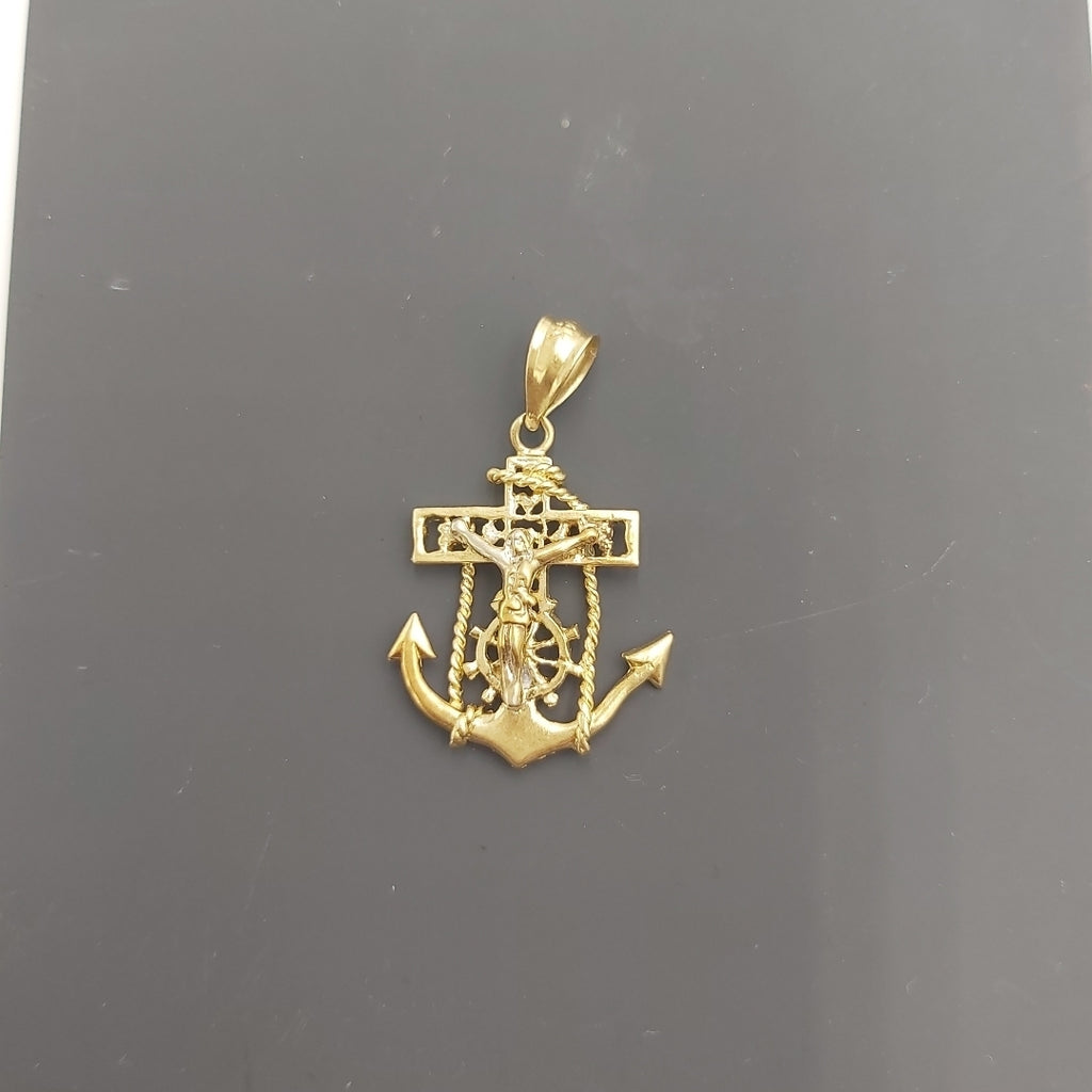 CRISTO EN ANCLA ORO 14 K 1.4 GRMS (SEMINUEVO)