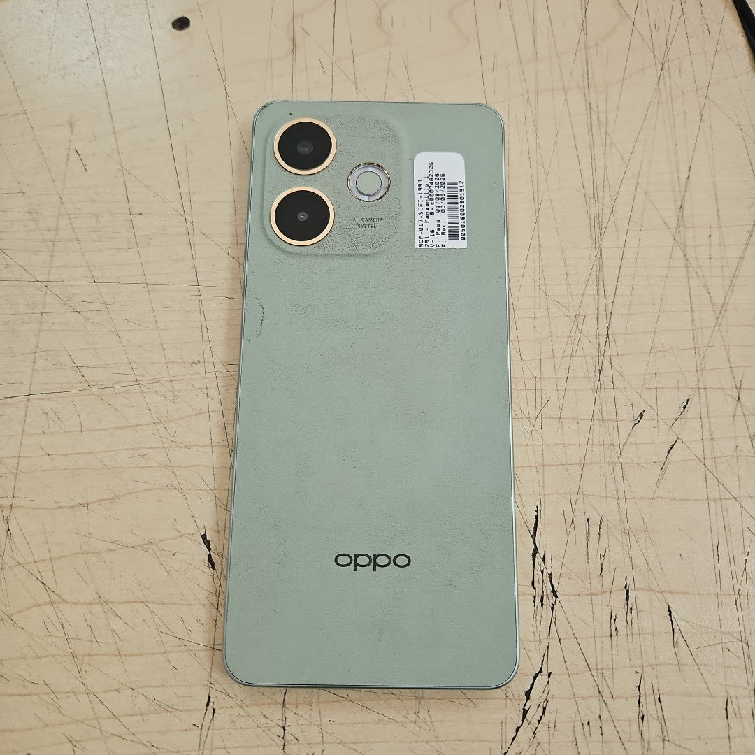 CELULAR OPPO A5 PRO CPH2711 (2025) 256 GB 8 GB RAM (SEMINUEVO)