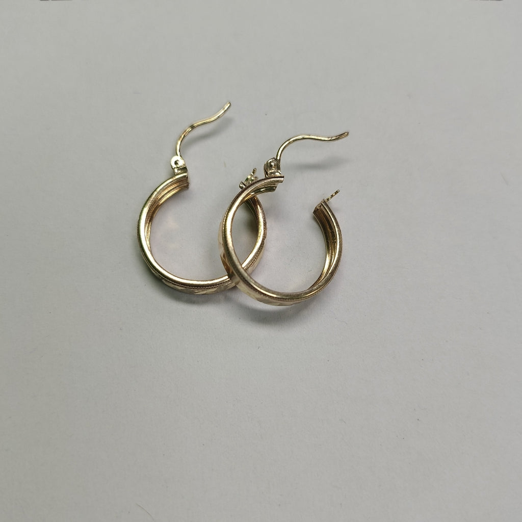 ARETES ARRACADAS LABRADAS 10K 2.2 GR (NUEVO)