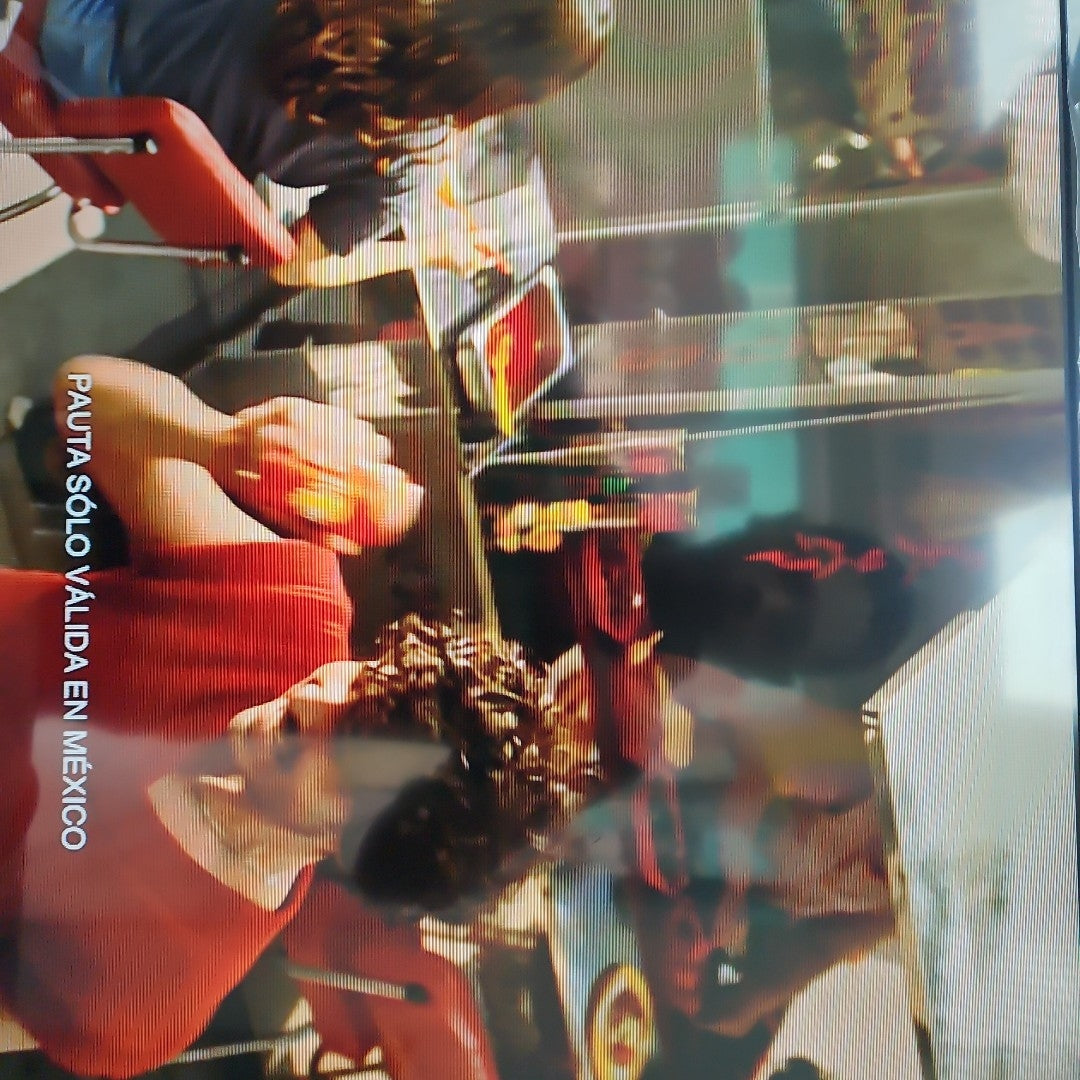PANTALLA SAMSUNG QN32LS03CBF (2023) 32" QLED 4K (SEMINUEVO)