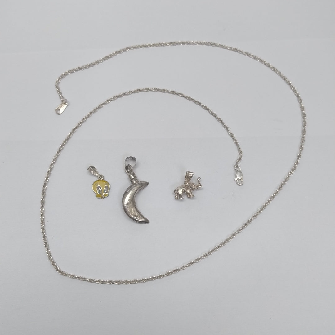 CADENA, DIJE PLATA 9.5 GRMS (SEMINUEVO)