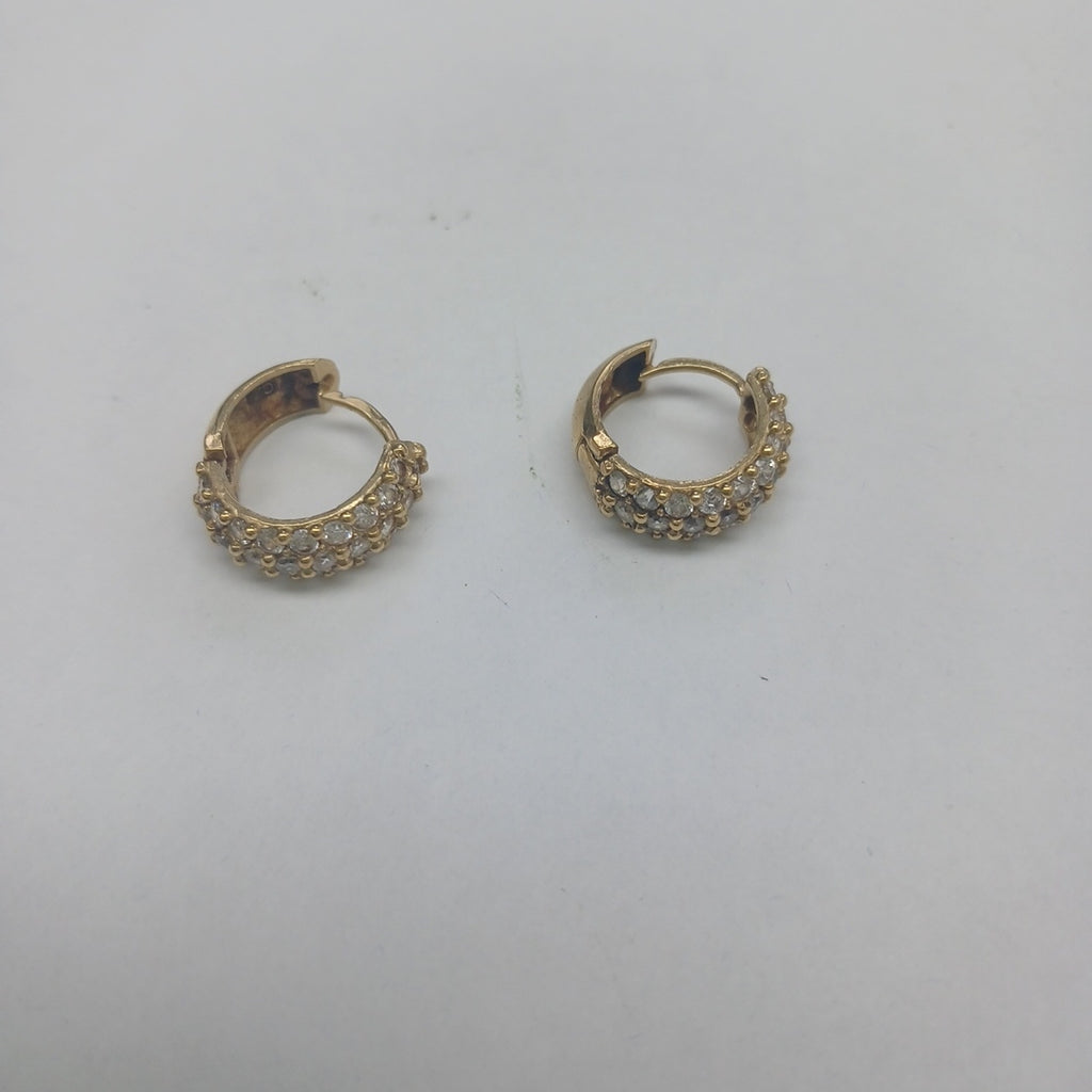 ARRACADAS PAR ORO 10 K 4.2 GRMS (SEMINUEVO)
