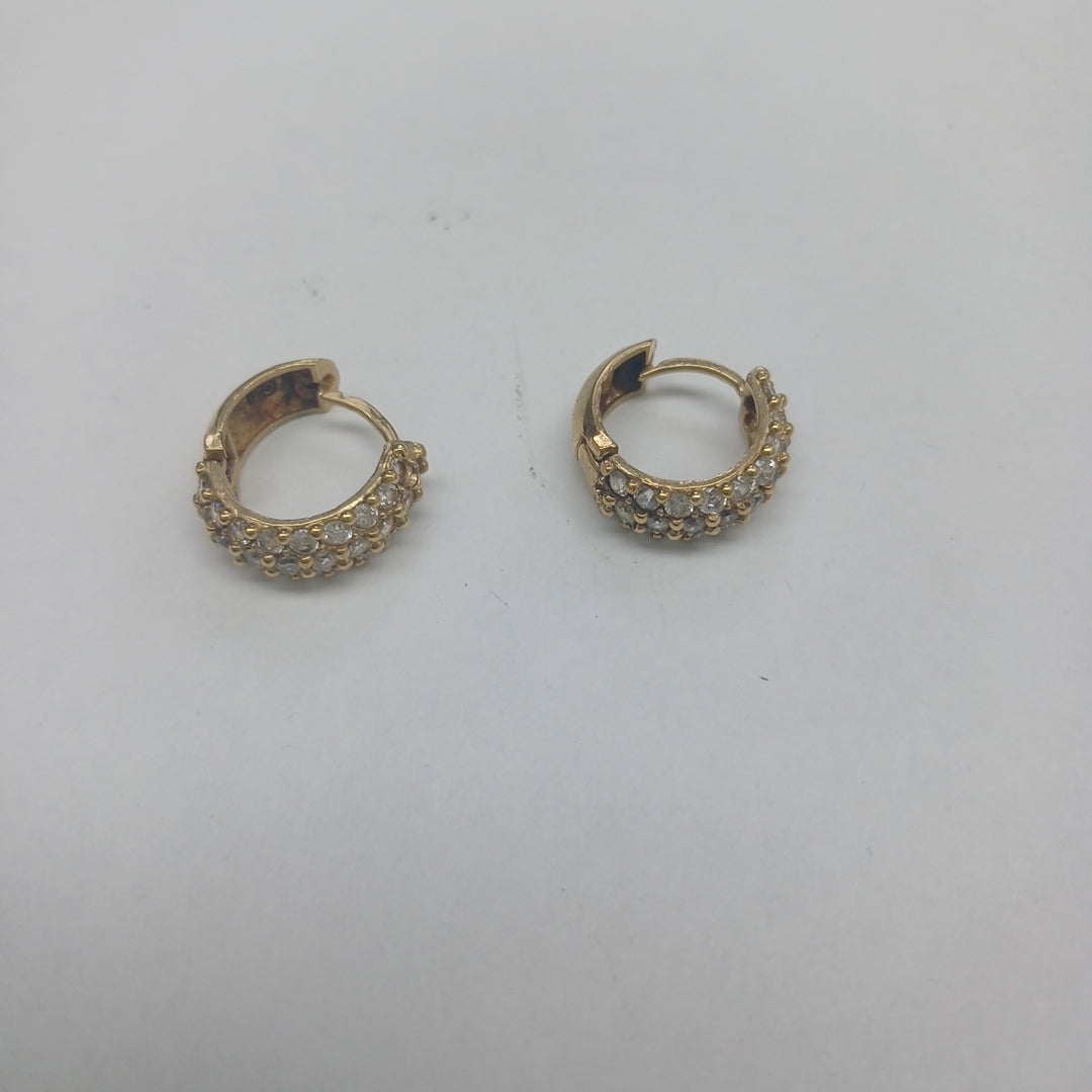 ARRACADAS PAR ORO 10 K 4.2 GRMS (SEMINUEVO)