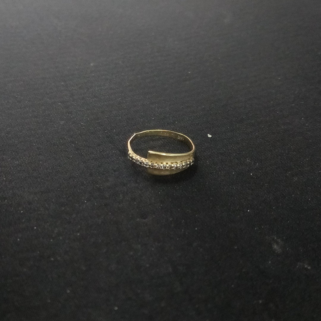 ANILLO ORO 10 K 1.4 GRMS (SEMINUEVO)