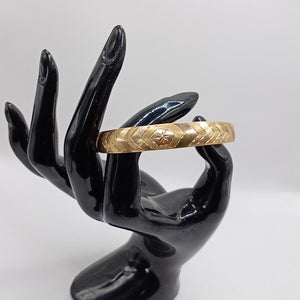 PULSERA RIGIDA ORO 10 K 7,80 GRMS (SEMINUEVO)