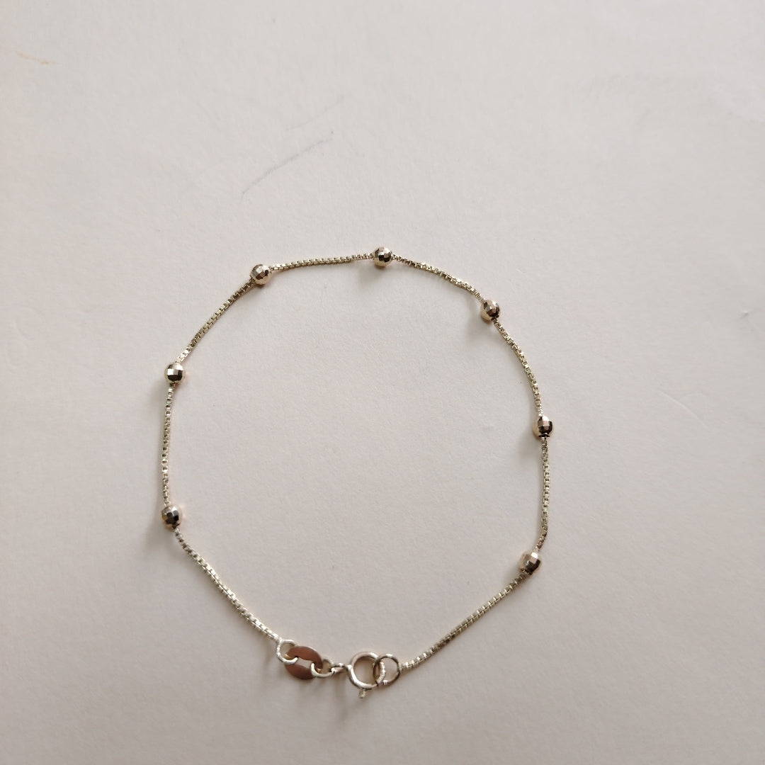 PULSERA ESPECIAL CON BOLITAS 14K 18 CM 1.4 GR (NUEVO)