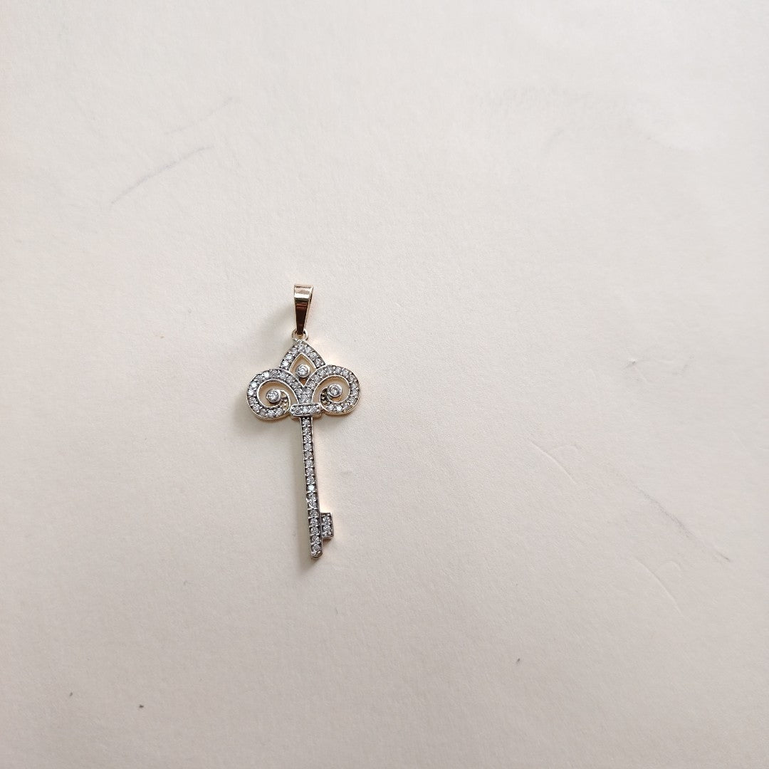 DIJE LLAVE C CIRCONIAS 14K 1.6 GR (NUEVO)