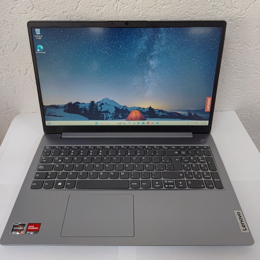LAPTOP LENOVO V15 G4 AMN (2025) 512 GB SSD 16 GB RAM (SEMINUEVO)
