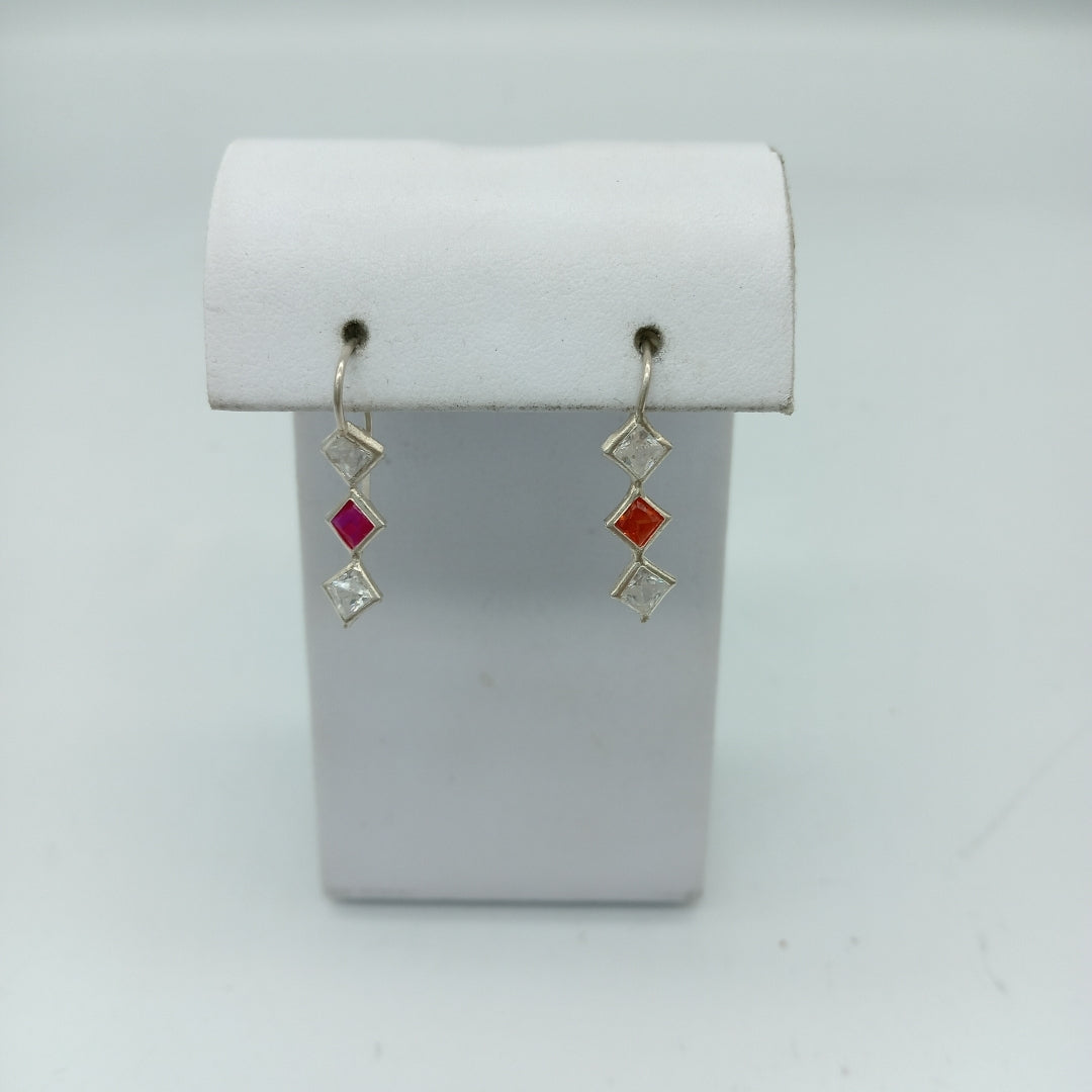 ARETES PAR PLATA 1,40 GRMS (SEMINUEVO)