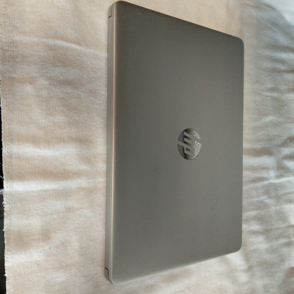 LAPTOP HP 14-DQ0530LA(2024) 256 GB SSD 8 GB RAM (SEMINUEVO)