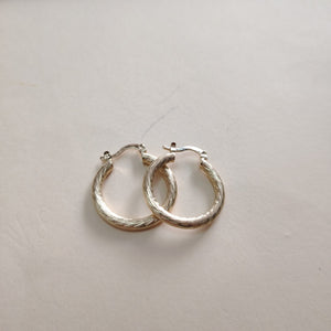ARETES TEJIDO ARRACADAS ASTRIADAS 14K 2.9 GR (NUEVO)
