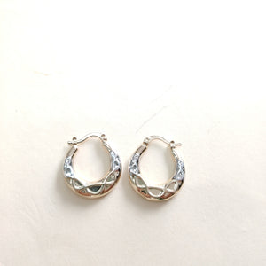 ARETES ARRACADAS COMBINADAS CON INFINITO 14K 2.2 GR (NUEVO)