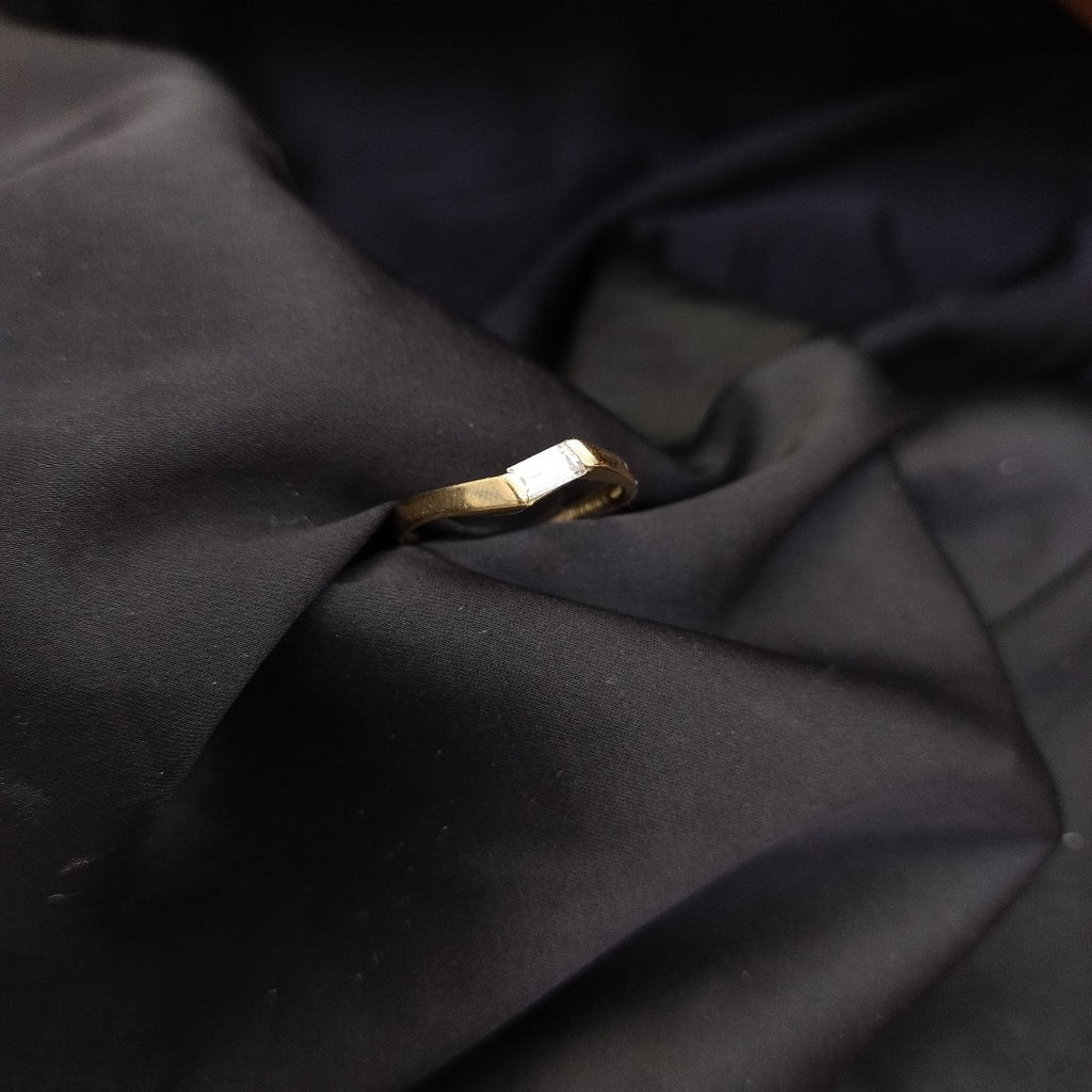 ANILLO ORO 10 K 1,40 GRMS (SEMINUEVO)