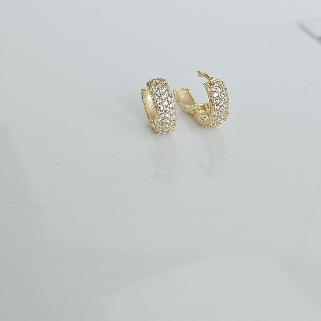 ARETES HUGGIE CON CIRCONIAS 14K 2.1 GR (NUEVO)
