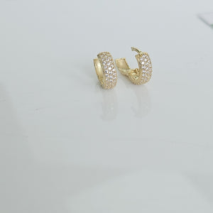 ARETES HUGGIE CON CIRCONIAS 14K 2.1 GR (NUEVO)