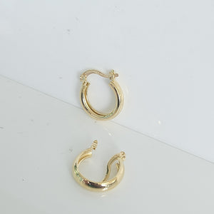 ARETES TEJIDO ARRACADAS LISAS 14K 2.1 GR (NUEVO)