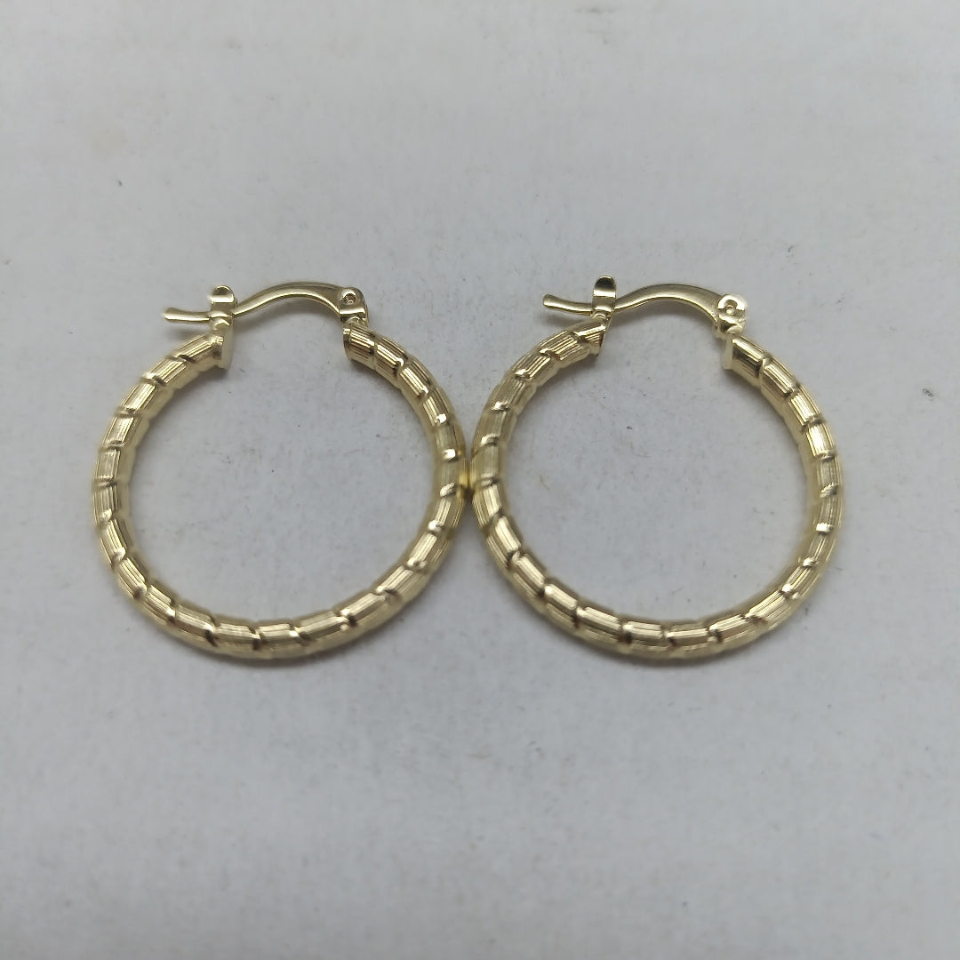 ARETES ARRACADAS LABRADAS 14K 3.2 GR (NUEVO)