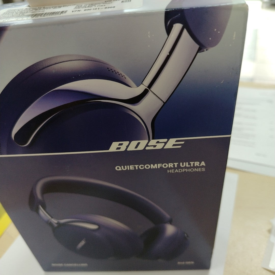 AUDIFONOS BOSE QUIETCOMFORT ULTRA INALAMBRICO OVER EAR (SEMINUEVO)