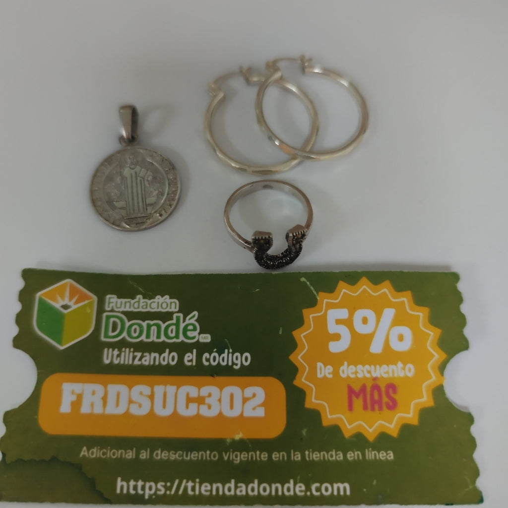 ANILLITO, ARRACADAS PAR, MEDALLA RELIGIOSA PLATA 10.8 GRMS (SEMINUEVO)