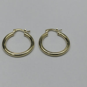 ARETES TEJIDO ARRACADAS LISAS HUECAS 14K 2.2 GR (NUEVO)