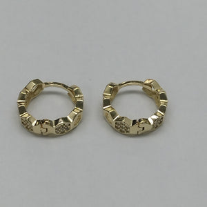 ARETES HUGGIES HEXAGONALES C CIRCONIAS 14K 2.8 GR (NUEVO)