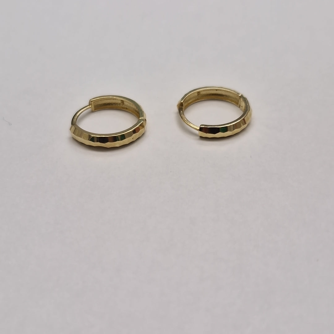 HUGGIES ORO 14K 1.3 (NUEVO)