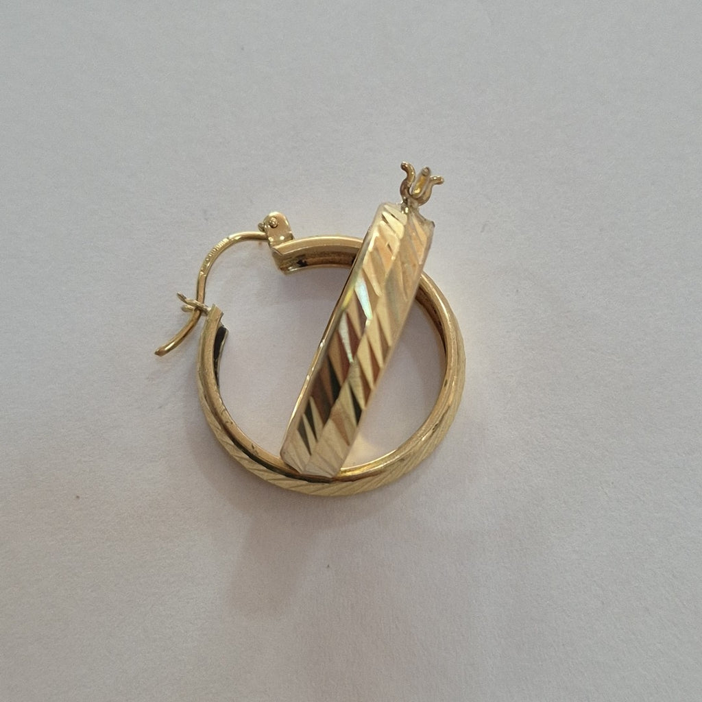 ARETES ARRACADAS LABRADAS 10K 2.4 GR (NUEVO)