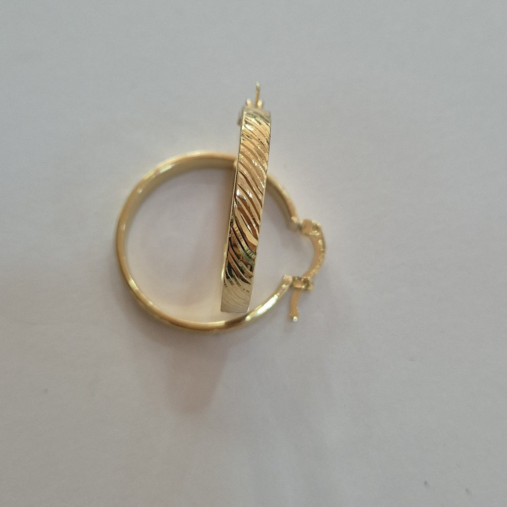 ARETES ARRACADA ASTRIADA 10K 2.3 GR (NUEVO)