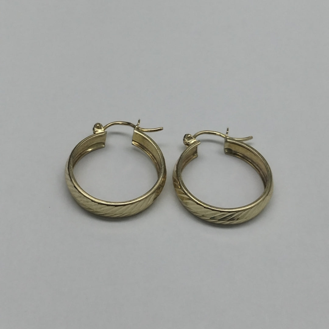 ARETES ARRACADAS LABRADAS 10K 2.3 GR (NUEVO)
